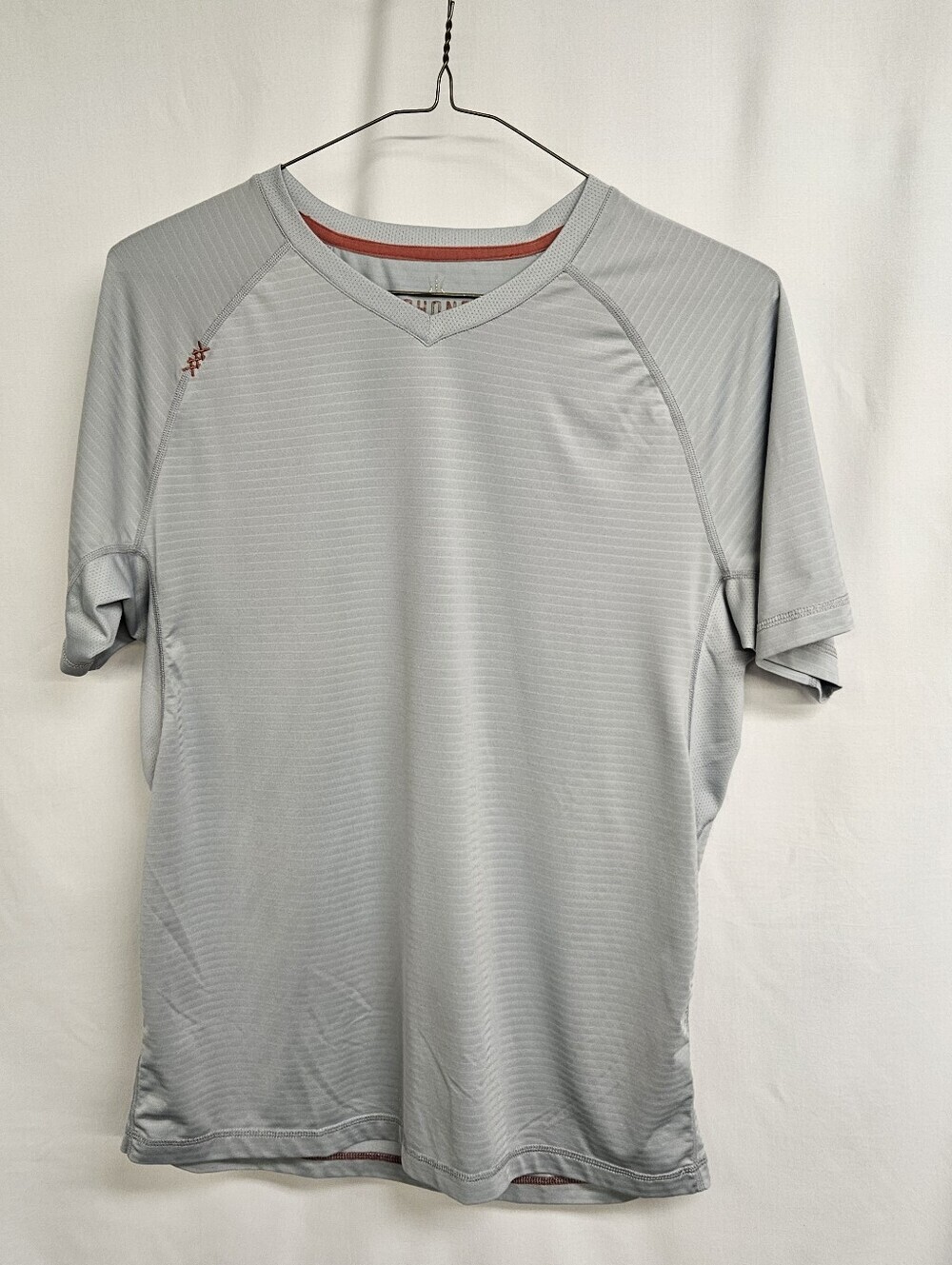 Rhone Shirt Mens Medium Grey Reign Tee Performance Versatile Gym Athletic S/S